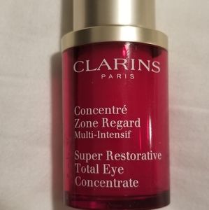 Super Restorative Total Eye Concentrate